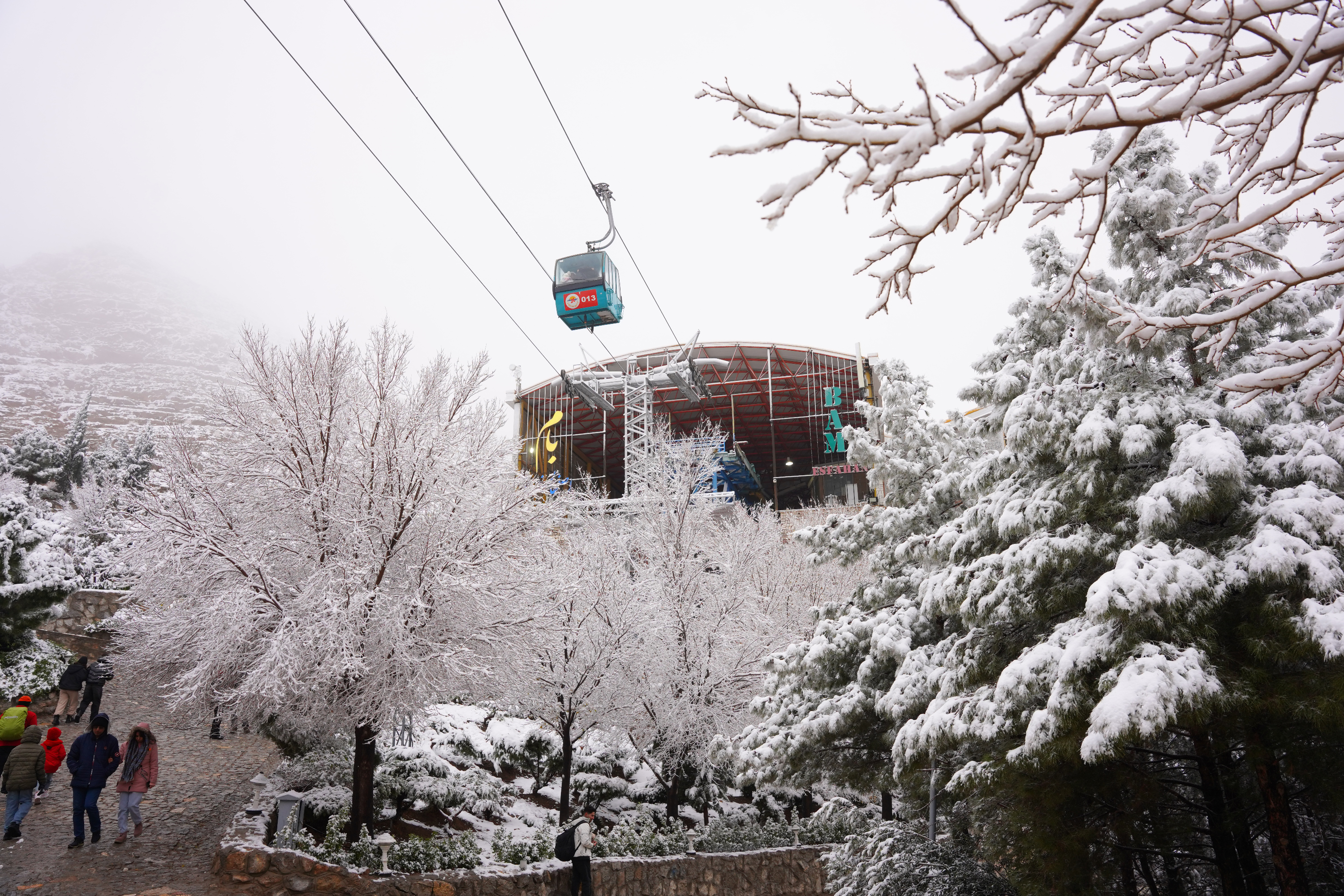 استقبال نزدیک به 30 هزار نفر از جاذبه های برفی مجتمع گردشگری صفه